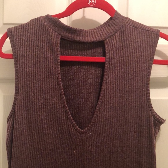 Rue 21 lightweight sleeveless top - Picture 3 of 4